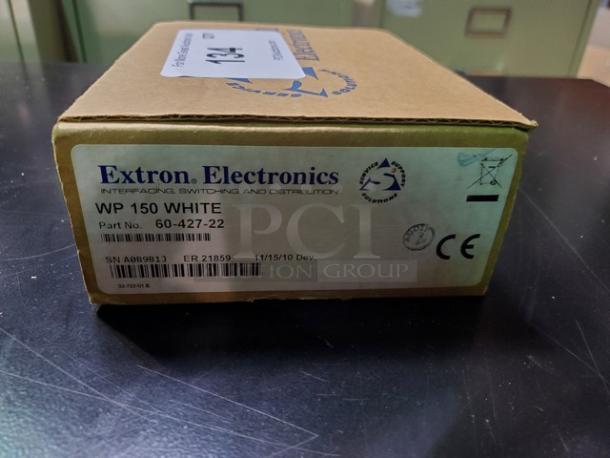 Extron WP150 60-427-22 White w Computer Audio/Video Wall Plate - Image 3 of 3