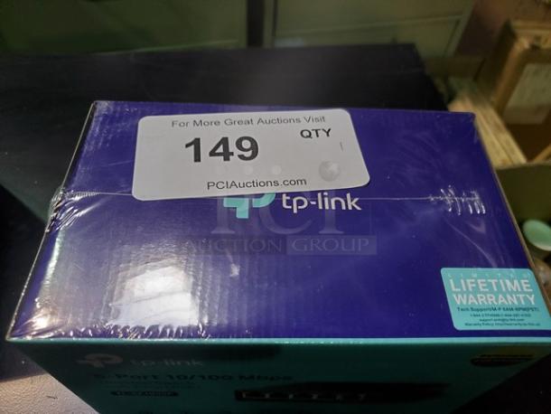 5-Port 10/100Mbps Desktop Switch with 4-Port PoE+ - Image 2 of 4