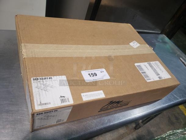 Middle Atlantic BGR-552FT-FC Fan Top. Still in box! - Image 2 of 2