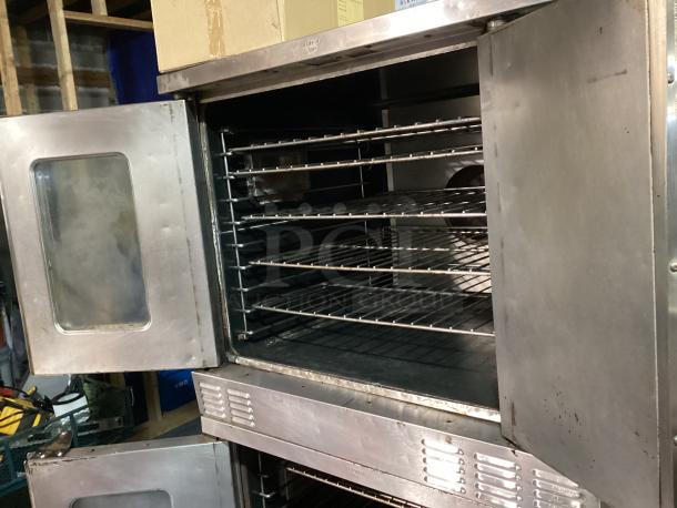 US Range Convection Oven
38 x 38-¼ x 69
Your Bid x 2 - Image 2 of 2