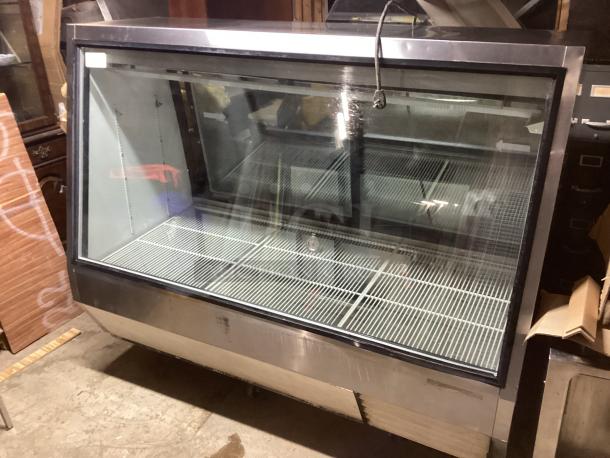 True Refrigerated Deli/Bakery Display Case 
Model# TDBD-72-2 - Image 1 of 8