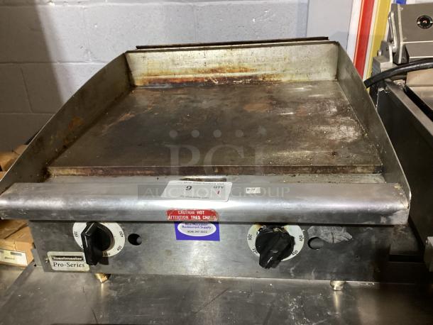 Toastmaster Pro-Series Flat Griddle 
24 X 29 x 16 - Image 1 of 1