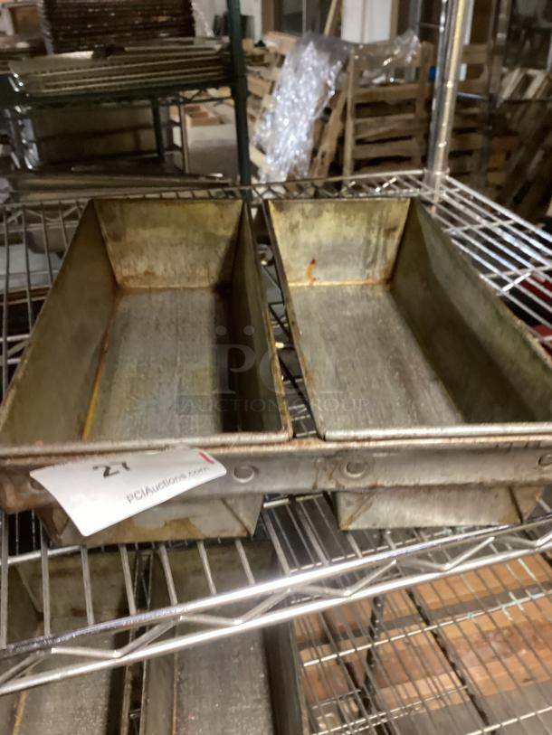Vintage 2-Strap Bread/Loaf Pan 
10-½ x 23-1/2 x 2-1/2 - Image 2 of 2