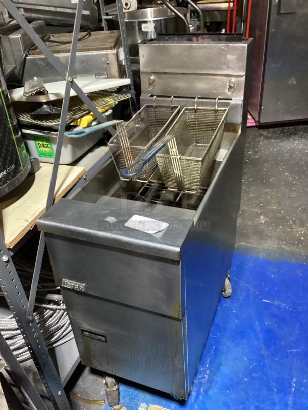 Pitco Fryer W/Baskets on Wheels 
Model# 1F23 2F28
15-1/2 x 34-1/2 x 45 - Image 2 of 2