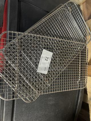 Cooling Racks 
Qty 4
Your Bid x 4