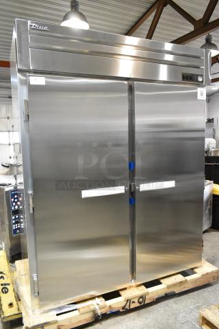 BRAND NEW SCRATCH AND DENT! 2024 True STG2HRI-2S Stainless Steel Commercial 2 Door Roll In Insulated Heated Holding Cabinet. 115/208-230 Volts, 1 Phase.