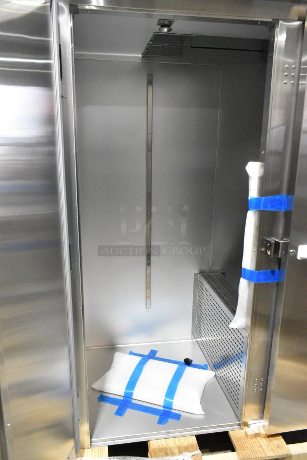 BRAND NEW SCRATCH AND DENT! 2024 True STG2HRI-2S Stainless Steel Commercial 2 Door Roll In Insulated Heated Holding Cabinet. 115/208-230 Volts, 1 Phase. - Image 3 of 5