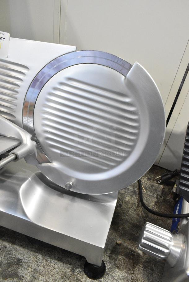Globe C12 Stainless Steel Commercial Countertop Meat Slicer. 115 Volts, 1 Phase. Tested and Working! - Image 2 of 8