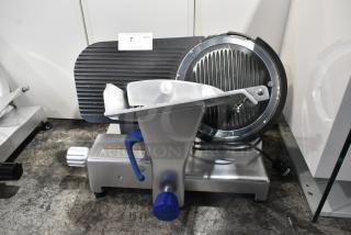 Vollrath SLP300/S Stainless Steel Commercial Countertop Meat Slicer. 115 Volts, 1 Phase. Tested and Working!