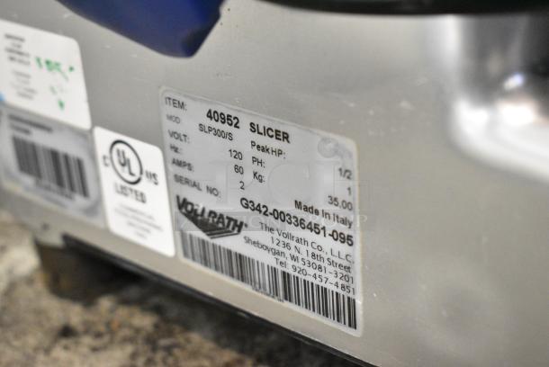 Vollrath SLP300/S Stainless Steel Commercial Countertop Meat Slicer. 115 Volts, 1 Phase. Tested and Working! - Image 6 of 6