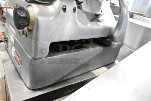 Berkel Stainless Steel Commercial Countertop Automatic Meat Slicer. 120 Volts, 1 Phase. Tested and Working! - Image 9 of 11