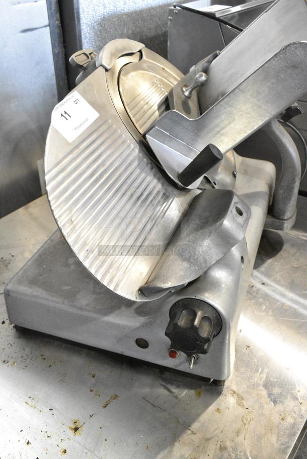 Berkel Stainless Steel Commercial Countertop Meat Slicer w/ Blade Sharpener. 120 Volts, 1 Phase. Tested and Working! - Image 2 of 7