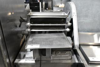 Somerset UR 15 Metal Commercial Countertop Manual Dough Sheeter. 115 Volts, 1 Phase. Tested and Working!