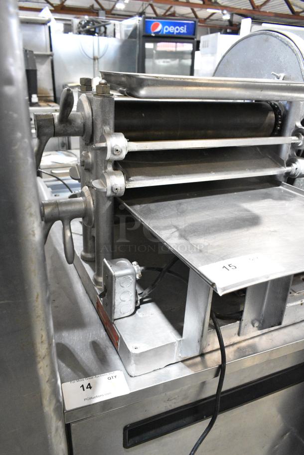 Somerset UR 15 Metal Commercial Countertop Manual Dough Sheeter. 115 Volts, 1 Phase. Tested and Working! - Image 3 of 8