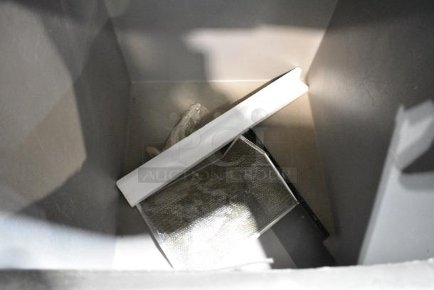 Manitowoc QY0604A Stainless Steel Commercial Ice Machine Head on Commercial Ice Bin. 208/230 Volts, 1 Phase. - Image 6 of 7