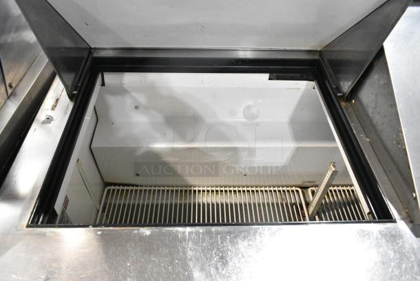 True TSSU-60-24M-B-ST Stainless Steel Commercial Sandwich Salad Prep Table Bain Marie Mega Top on Commercial Casters. 115 Volts, 1 Phase. Tested and Working! - Image 5 of 10