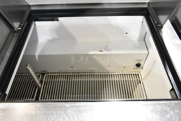 True TSSU-60-24M-B-ST Stainless Steel Commercial Sandwich Salad Prep Table Bain Marie Mega Top on Commercial Casters. 115 Volts, 1 Phase. Tested and Working! - Image 6 of 10