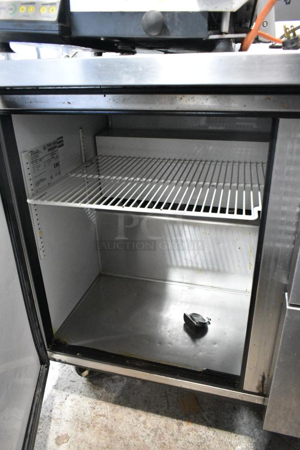 True TWT-48D-2 Stainless Steel Commercial Undercounter Cooler on Commercial Casters. 115 Volts, 1 Phase. Tested and Working! - Image 5 of 9