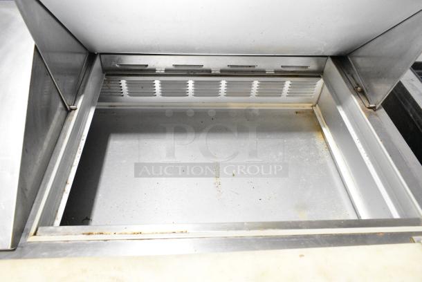 Beverage Air SP72-30M Stainless Steel Commercial Sandwich Salad Prep Table Bain Marie Mega Top on Commercial Casters. 115 Volts, 1 Phase. Tested and Working! - Image 4 of 10