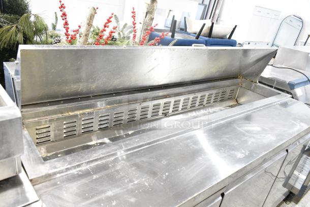 Avantco 178SCL3 Stainless Steel Commercial Sandwich Salad Prep Table Bain Marie Mega Top on Commercial Casters. 115 Volts, 1 Phase. Tested and Working! - Image 4 of 10