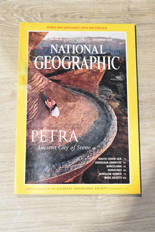 18 Various Books/Magazines Including The National Geographic Magazine. 18 Times Your Bid! - Image 6 of 9