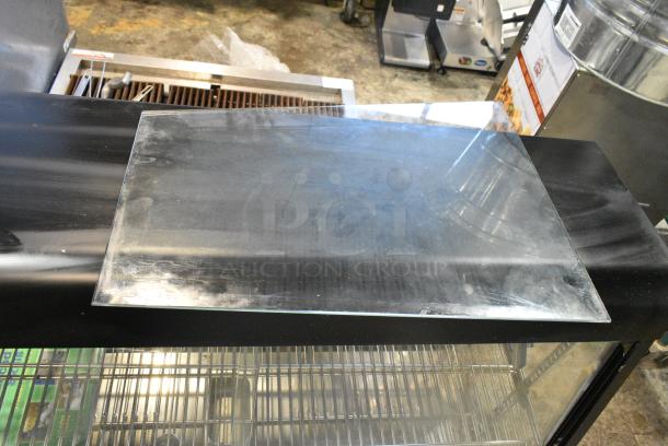 Patriot FMHD-48 Metal Commercial Countertop Heated Display Case Merchandiser. 120 Volts, 1 Phase. Tested and Working! - Image 2 of 11