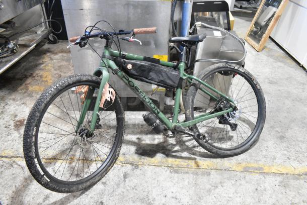 Poseidon Bicycle - Image 1 of 9