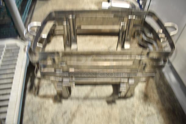 6 Metal Wire Chafing Dish Frame. 6 Times Your Bid! - Image 2 of 3