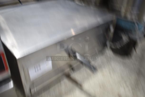 Wisco JJ560E Stainless Steel Countertop Electric Powered Pizza Oven. 120 Volts, 1 Phase. Tested and Working! - Image 2 of 5