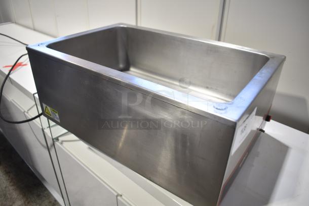 Winco FW-S500 Stainless Steel Countertop Electric Powered Food Warmer. 120 Volts, 1 Phase. Tested and Working! - Image 2 of 6