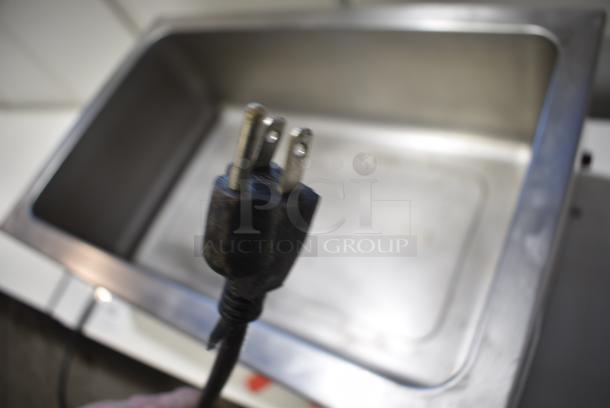 Winco FW-S500 Stainless Steel Countertop Electric Powered Food Warmer. 120 Volts, 1 Phase. Tested and Working! - Image 6 of 6
