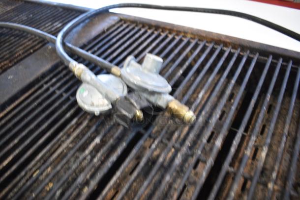 Backyard Pro Metal Commercial Propane Gas Powered Charbroiler Grill w/ Metal Under Shelf on Commercial Casters. - Image 8 of 9