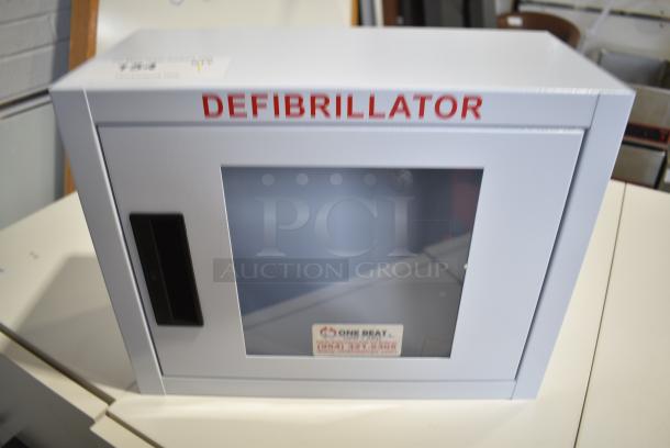 White Metal Defibrillator Case. - Image 1 of 3