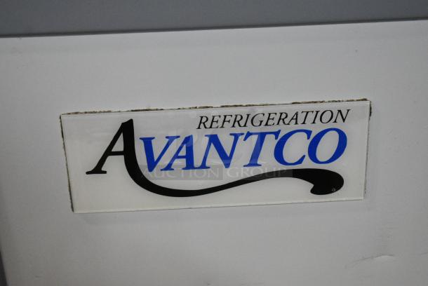 Avantco 360DFC6HCL Metal Commercial Chest Freezer Merchandiser on Commercial Casters. 115 Volts, 1 Phase. Tested and Working! - Image 2 of 8