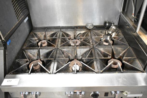 Southbend S36D-7N Stainless Steel Commercial Natural Gas Powered 6 Burner Range w/ Oven, Over Shelf and Back Splash. - Image 3 of 7