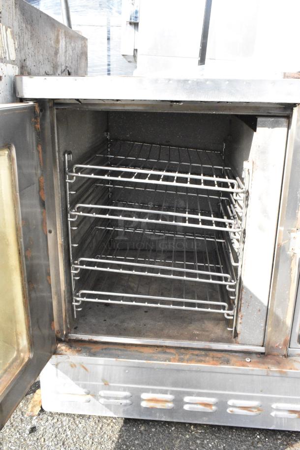 Stainless Steel Commercial Natural Gas Powered Half Size Convection Oven w/ View Through Door, Metal Oven Racks and Thermostatic Controls. - Image 3 of 3