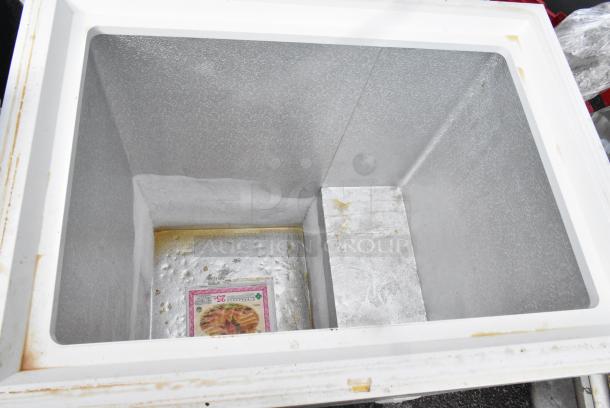 Idylis ICM050LC Chest Freezer w/ Hinge Lid. 115 Volts, 1 Phase. - Image 3 of 5