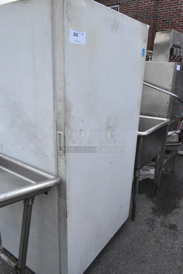 Frigidaire FFFH17F1RW Single Door Reach In Freezer. 115 Volts, 1 Phase. - Image 1 of 7