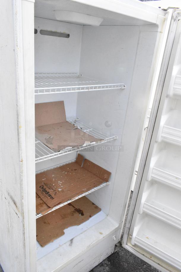 Kenmore 253.28262805 Single Door Reach In Freezer. 115 Volts, 1 Phase. - Image 4 of 6