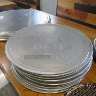 16 Inch Pizza Pan. 11XBID
