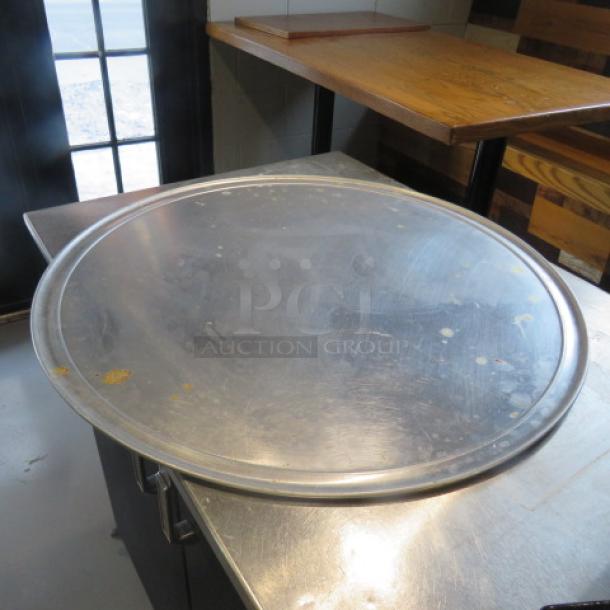 28 Inch Pizza Pan. 3XBID - Image 1 of 1