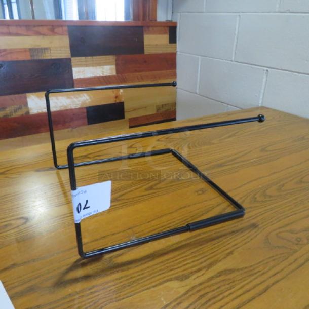 One XL Black Metal Table Top Pizza Stand. - Image 1 of 1