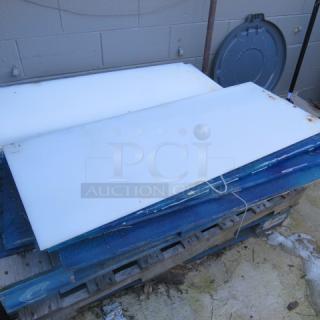 One 46X18 White Bar Top.