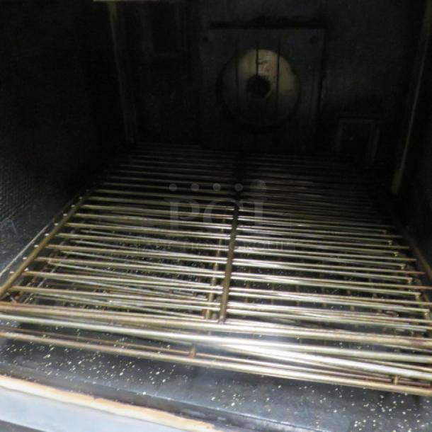 One Vulcan Thermaire Electric Convection Oven With 5 Racks. Model# ET-10. 208 Volt. 3 Phase. 36X34X53.5 - Image 2 of 3