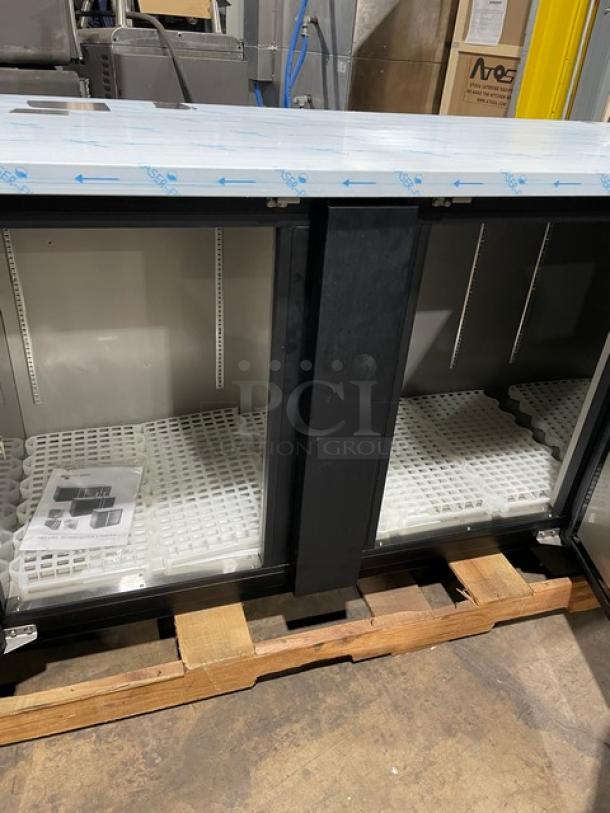 NEW! SCRATCH-N-DENT! Micro Matic Pro-Line E Series Commercial Black 3 Door Refrigerated Back Bar Cooler! With Stainless Steel Worktop! With Lock & Keys! Model: MBB-94 E SN: 17440210M! 115V 1 Phase! - Image 5 of 12