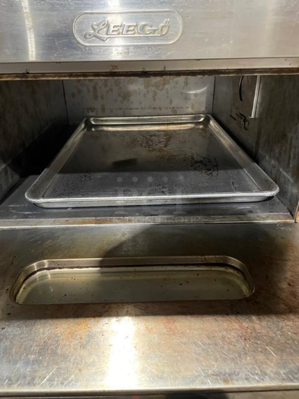 Leego Commercial Stainless Steel Electric Powered Countertop Single Deck Bakery/Pizza Oven! With Iron Bottom! With Sheet Pan! Model: RN-2109E SN: RN2109E1050001190GA! 220V! - Image 5 of 10