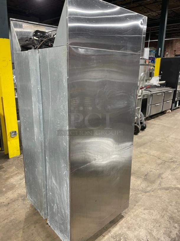 Continental Commercial Stainless Steel Solid Half Door Extra-Wide Dual Temp Reach In Refrigerator/Freezer Combo! With Poly Coated Wire Rack! Model: 1RFX-SS SN: 15238300! 115V 1 Phase! On Casters! - Image 4 of 10