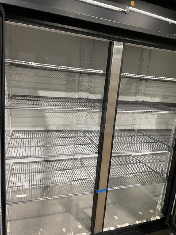 True Commercial Black Self-Contained Triple Glass Swing Door Reach In Refrigerator Merchandiser! Energy Star Certified! With LED Lighting! With Heavy Duty Poly Coated Wire Racks! Model: GDM-72-HC~TSL01 SN: 10159914! 115V 1 Phase! On Casters! - Image 6 of 12