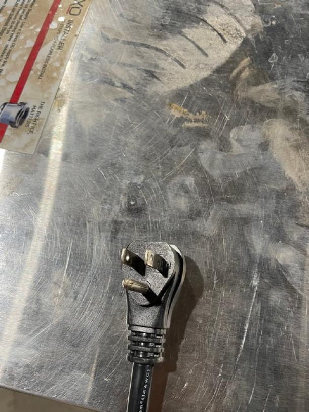 XO Commercial Stainless Steel Undercounter Single Door Reach In Gourmet Cubed Ice Making Machine/Bin Combo! Model: XOUIM1565SP/1 SN: VE/1O030272N501/0676! 115V! - Image 9 of 10