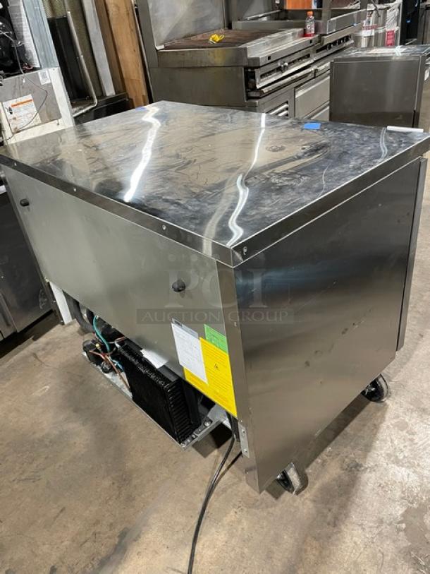 Asber! 2023! Commercial Stainless Steel Self-Contained 2 Door Undercounter Worktop Freezer! With Poly Coated Wire Racks! Model: AUTF-48 HC NEO SN: 8102867910! 115V 1 Phase! On Casters! - Image 4 of 10